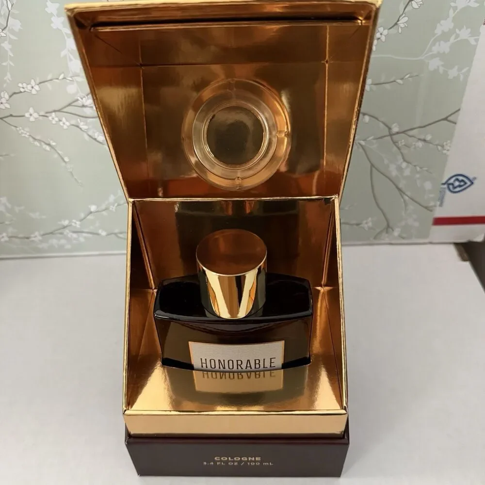 HONORABLE COLOGNE 3.4 FL OZ 100 ml BOTTLE BATH & BODY WORKS The Men’s Collection